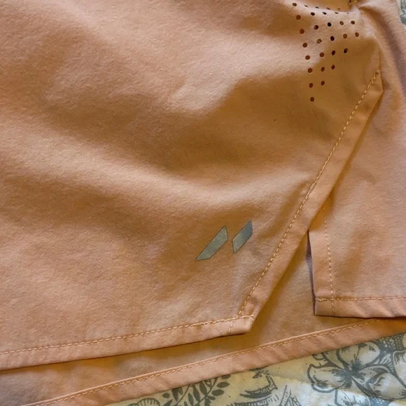 Aha Active Mens SZ M Black 3" Inseam Stay Cool ZipPocketed Movement Short Peach - Picture 2 of 7